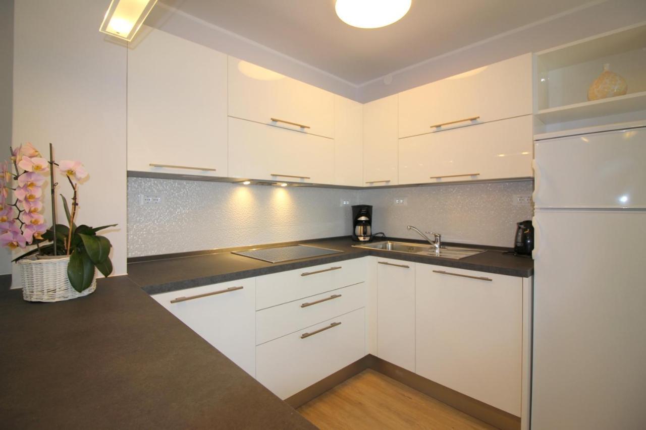 Apartments Tancel Пореч Екстериор снимка